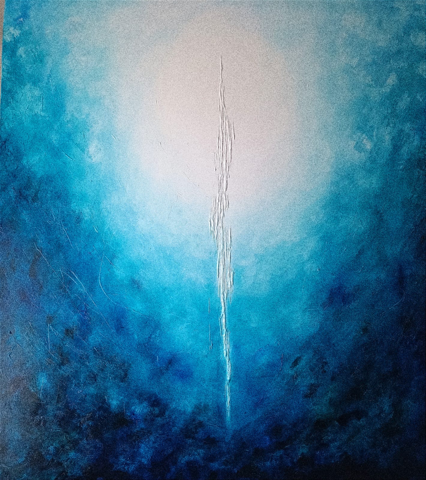 Opera della serie ThalassoPhilia: colonna di luce che attraversa l'acqua, olio su tela